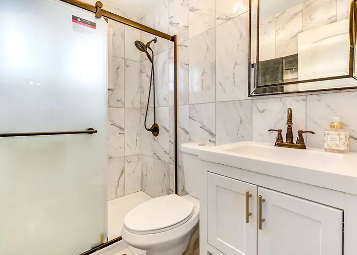 Pet-friendly With Fireplace About 9 Mi To Dtwn! Holiday home Columbus