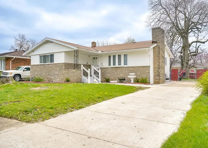 Holiday home Pet-friendly With Fireplace About 9 Mi To Dtwn!